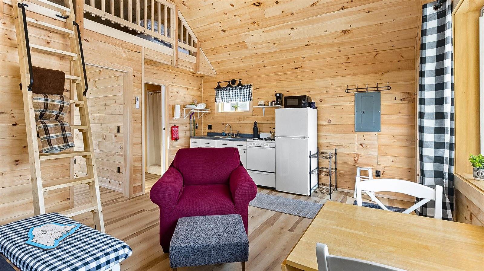 4 Moulton Hill Road, Sebec, ME 04481