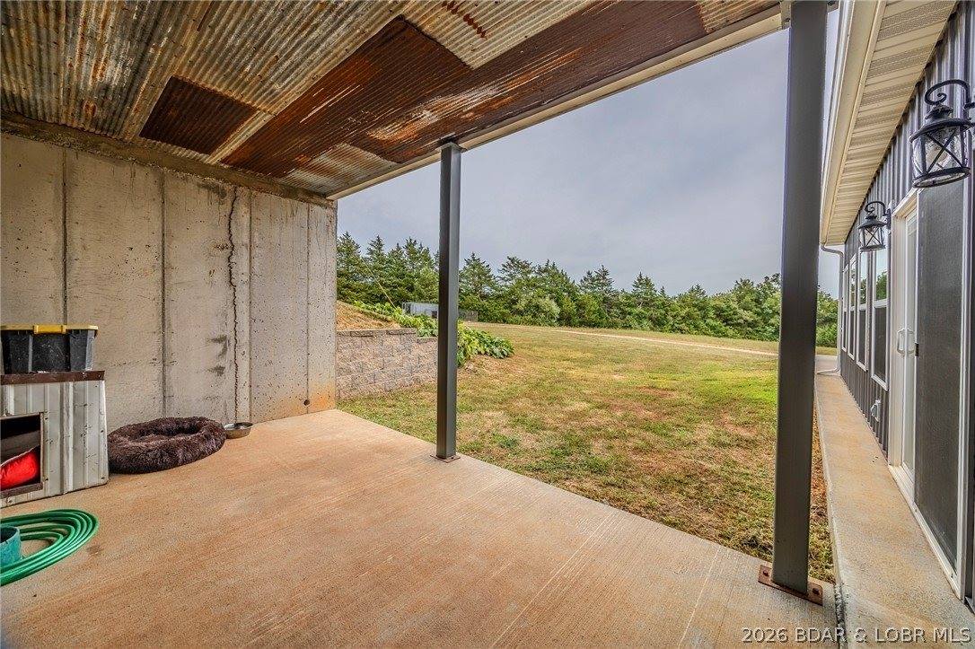 367 Hwy MM, Eldon, MO 65026