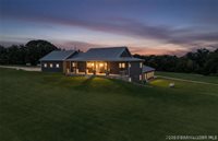 367 Hwy MM, Eldon, MO 65026