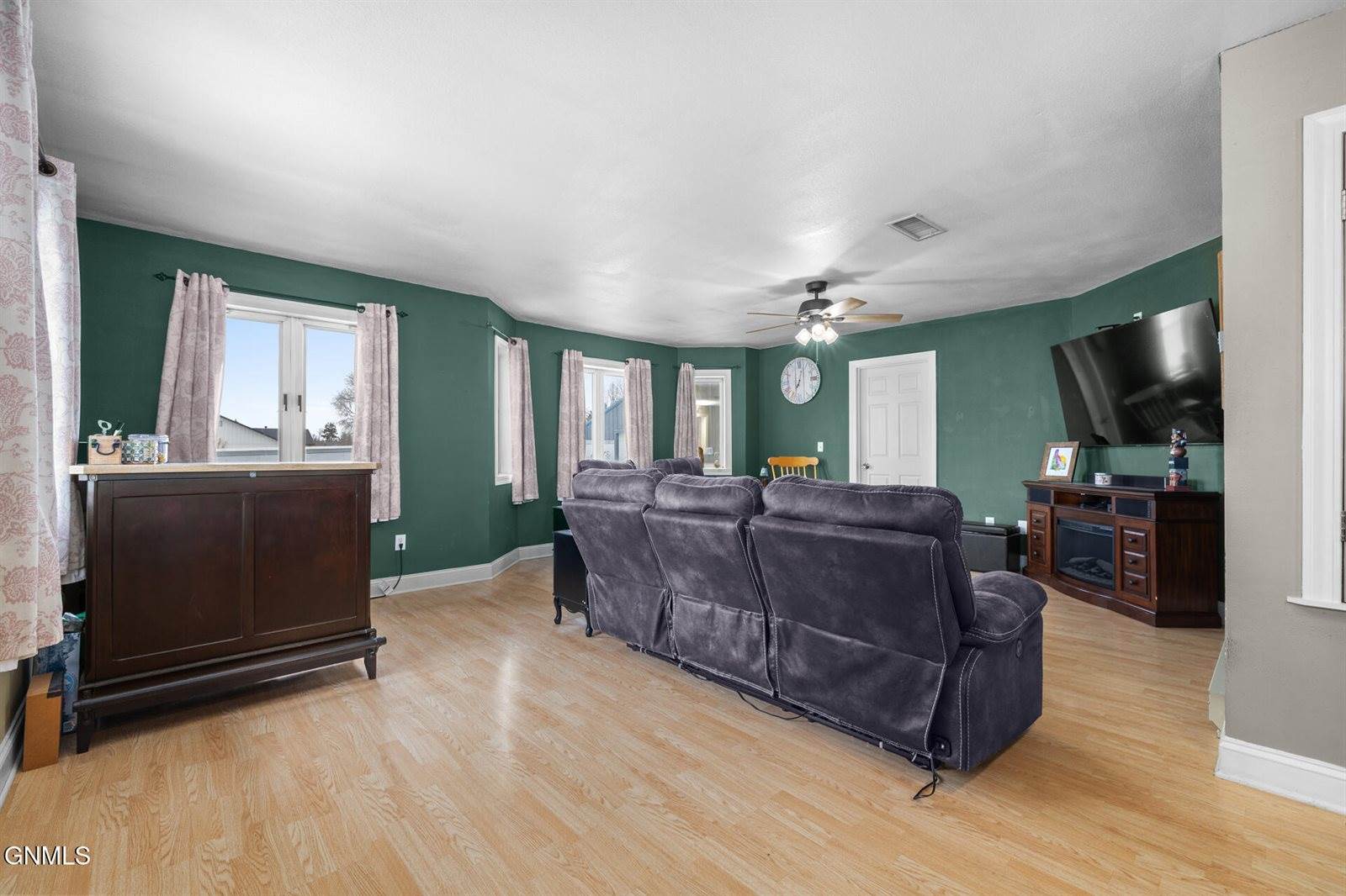 4509 Main Street, Williston, ND 58801