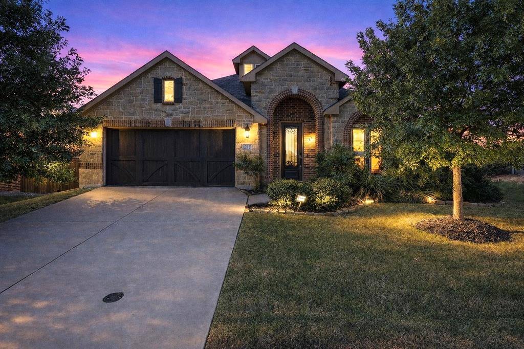 218 Calvert Drive, Midlothian, TX 76065