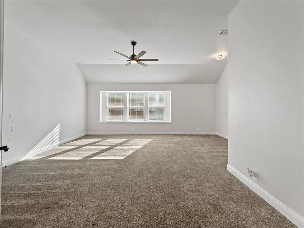 218 Calvert Drive, Midlothian, TX 76065