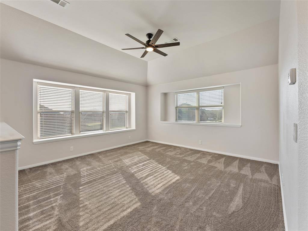 218 Calvert Drive, Midlothian, TX 76065