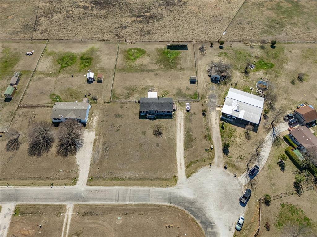 3155 Shady Creek Circle, Red Oak, TX 75154