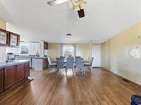 3155 Shady Creek Circle, Red Oak, TX 75154