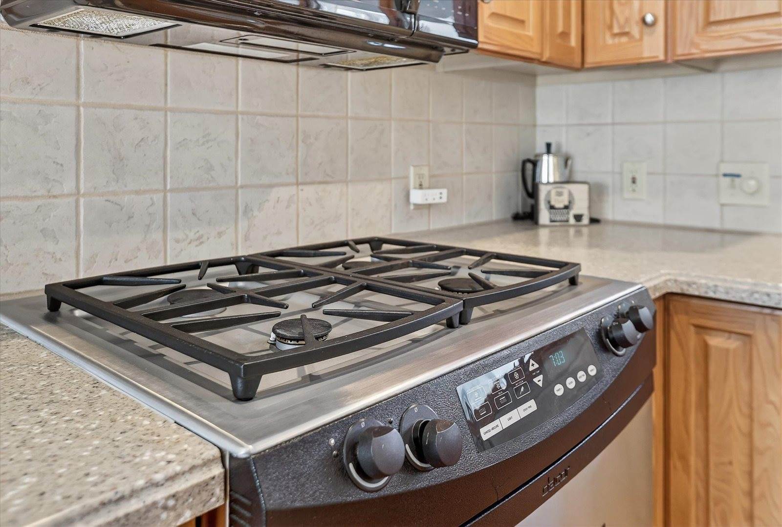 2852 E Leisure Lane, Midland, MI 48640