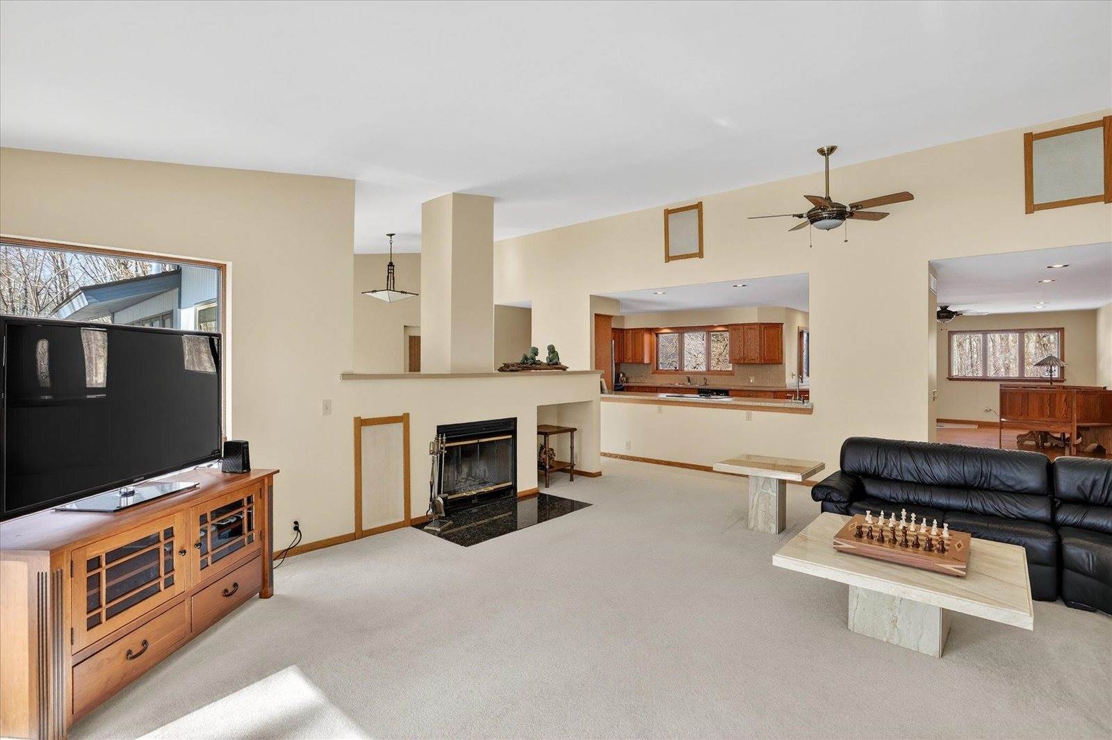 2852 E Leisure Lane, Midland, MI 48640