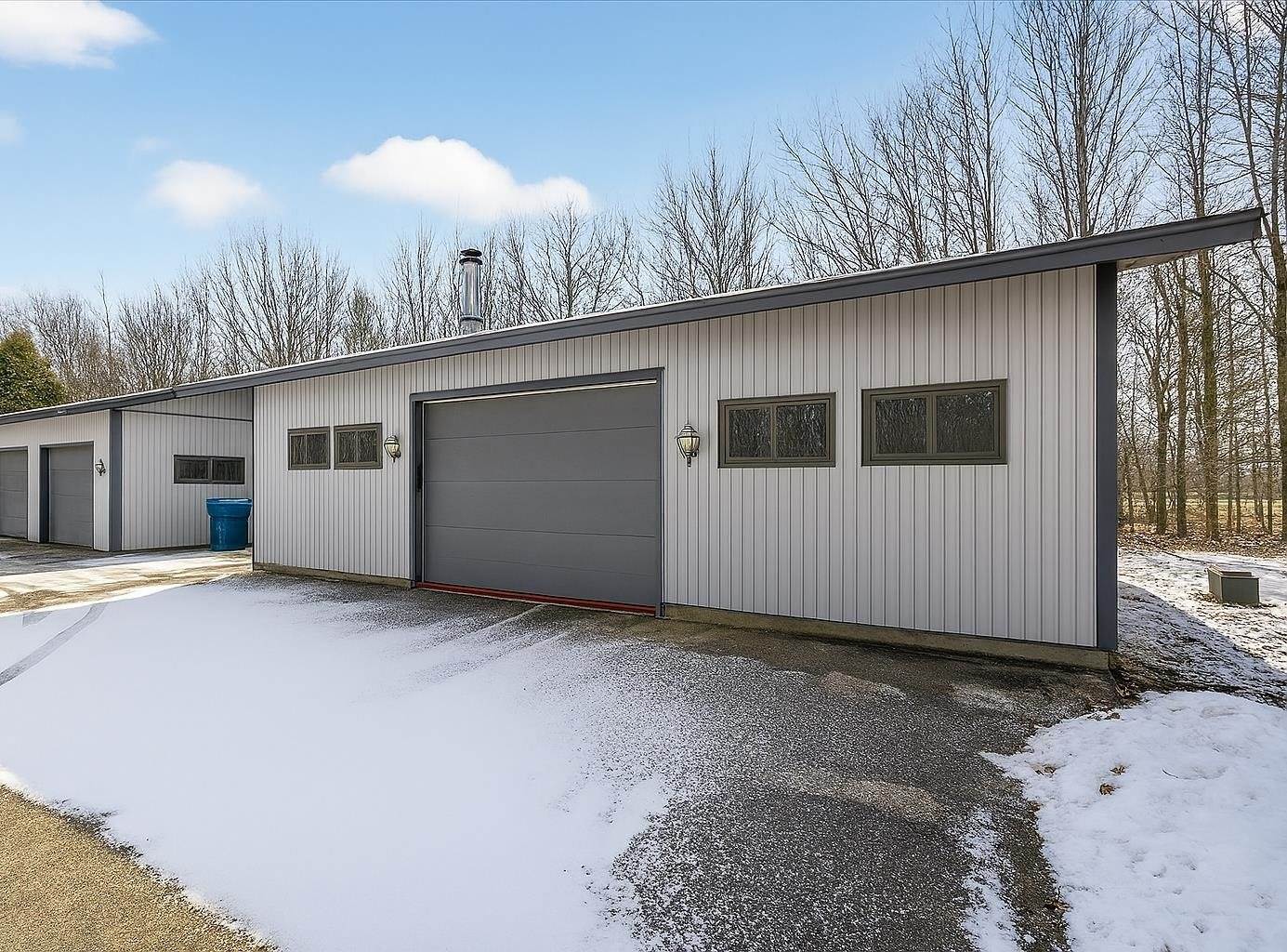 2852 E Leisure Lane, Midland, MI 48640