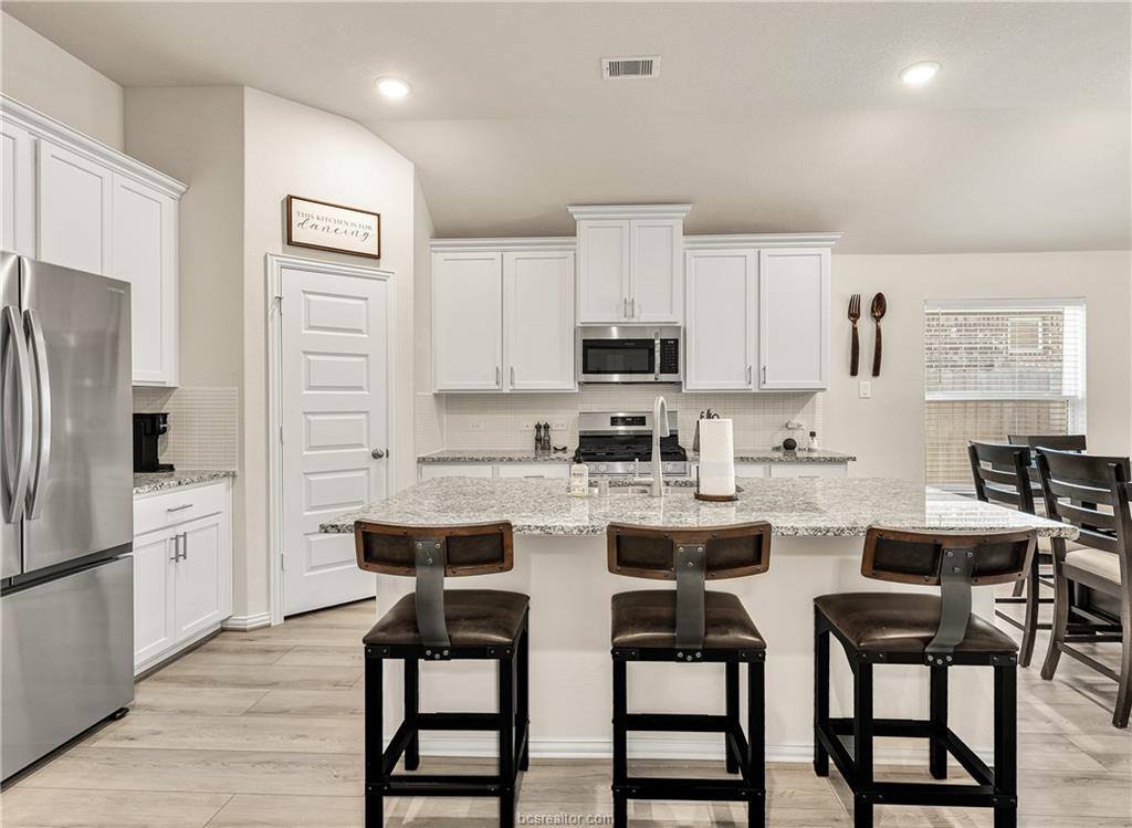 4013 Houberry Loop, College Station, TX 77845