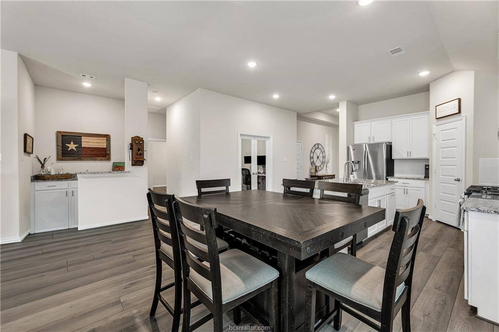 4013 Houberry Loop, College Station, TX 77845