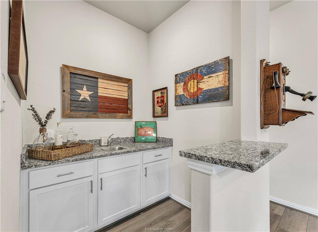 4013 Houberry Loop, College Station, TX 77845