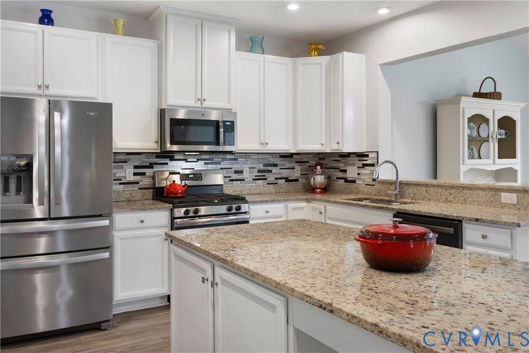 10513 Centralia Station Road, Chester, VA 23831
