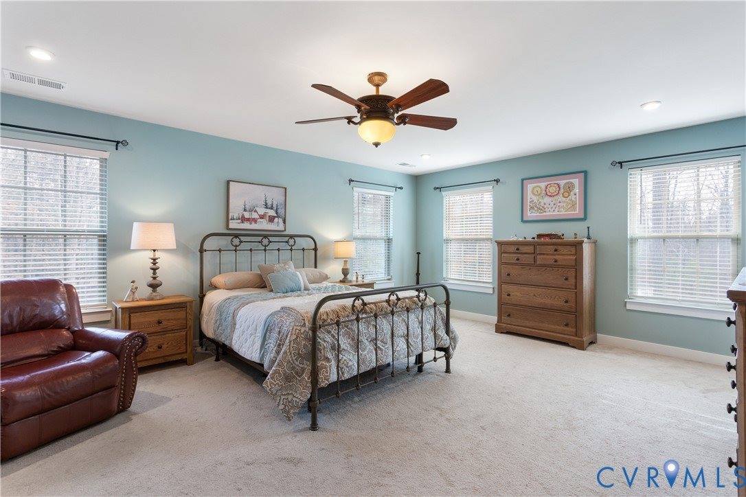 10513 Centralia Station Road, Chester, VA 23831