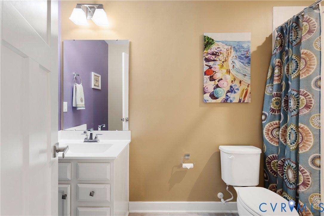 10513 Centralia Station Road, Chester, VA 23831