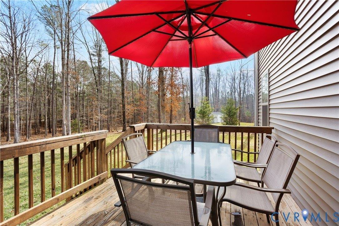 10513 Centralia Station Road, Chester, VA 23831
