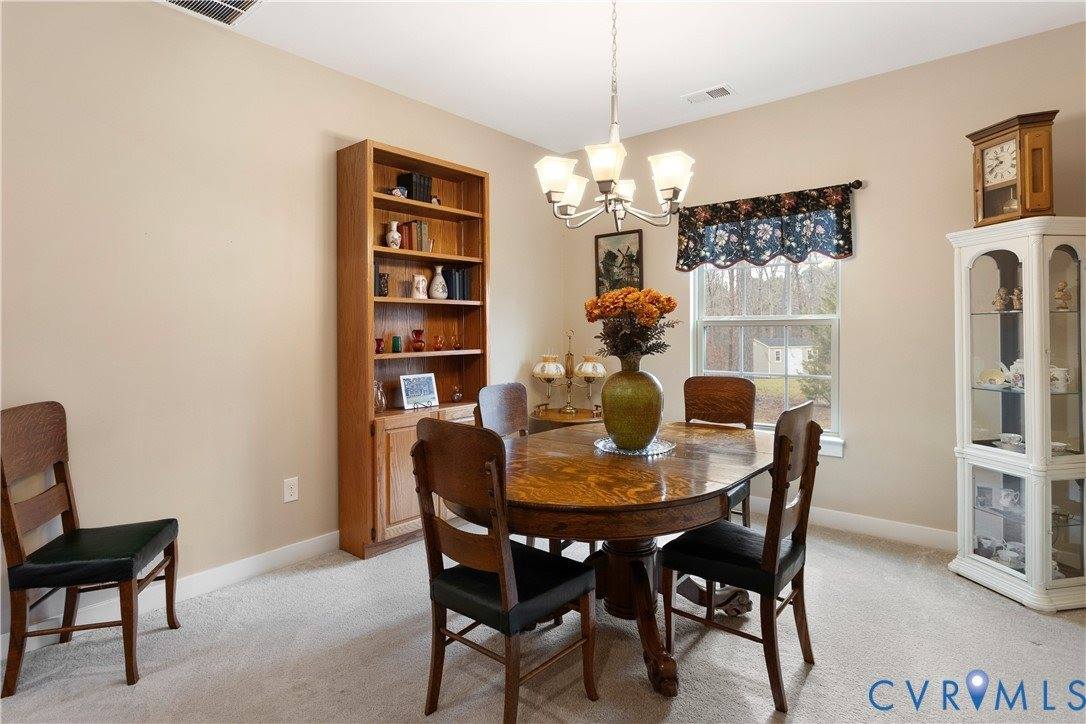 10513 Centralia Station Road, Chester, VA 23831