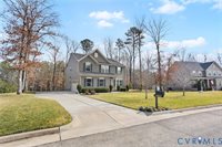 10513 Centralia Station Road, Chester, VA 23831