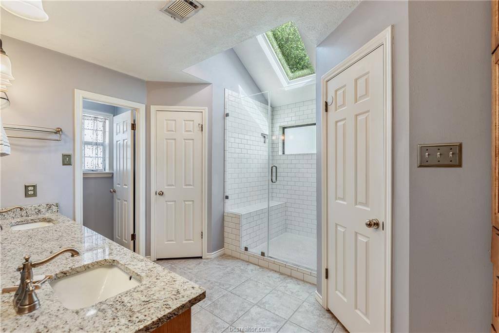 1806 Rosebud Court, College Station, TX 77845
