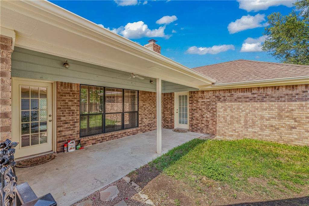 1806 Rosebud Court, College Station, TX 77845