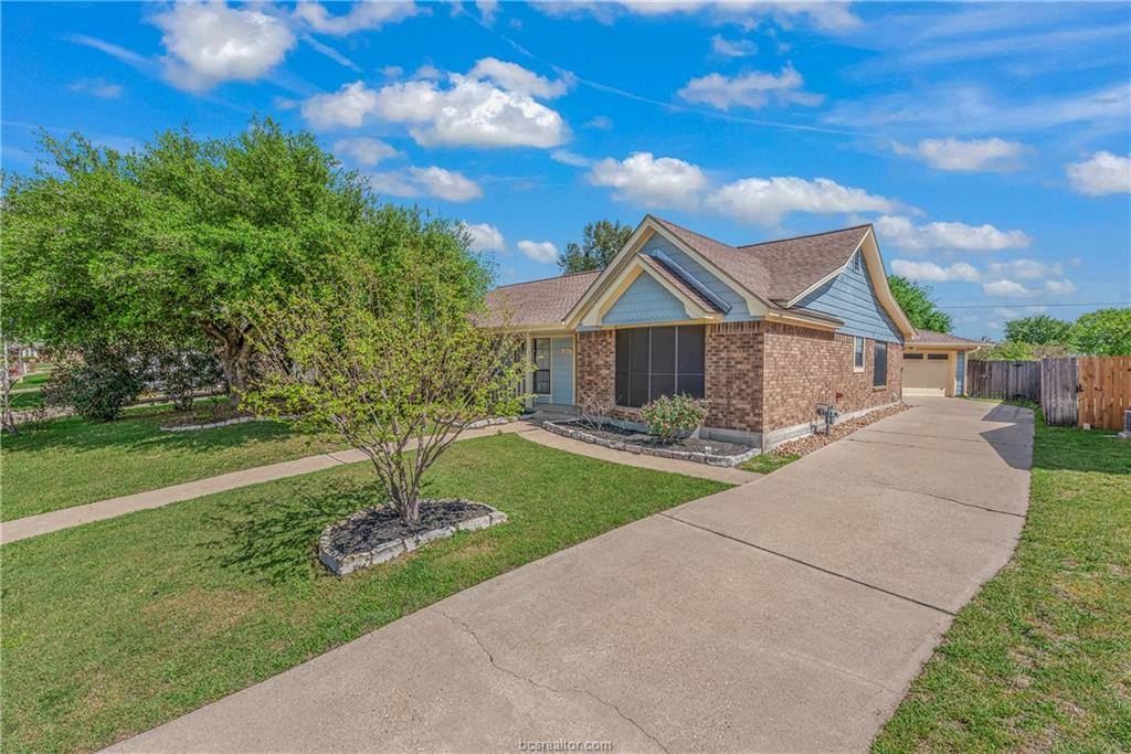 1806 Rosebud Court, College Station, TX 77845