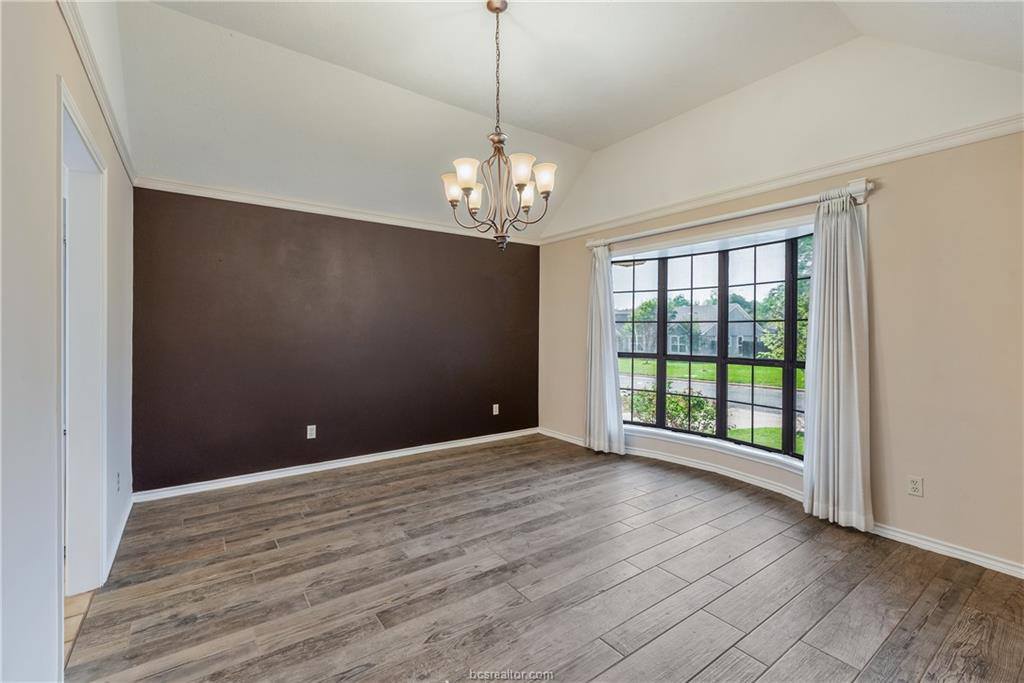 1806 Rosebud Court, College Station, TX 77845