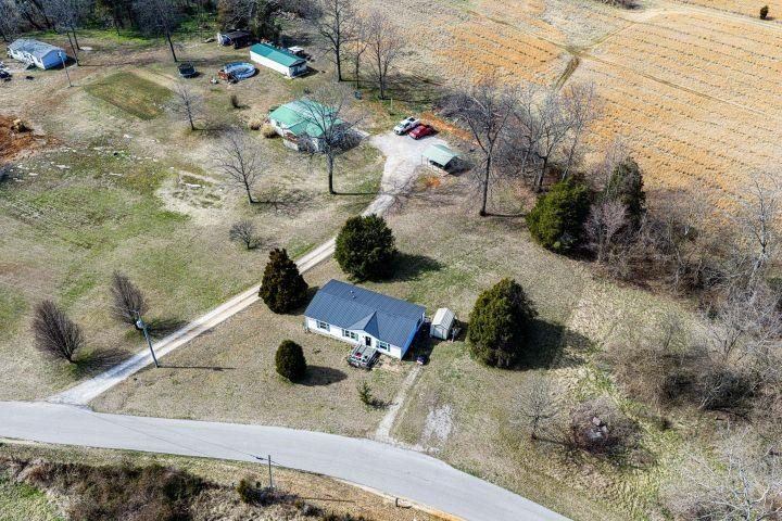 262 Kitchens South Road, Bowling Green, KY 42101