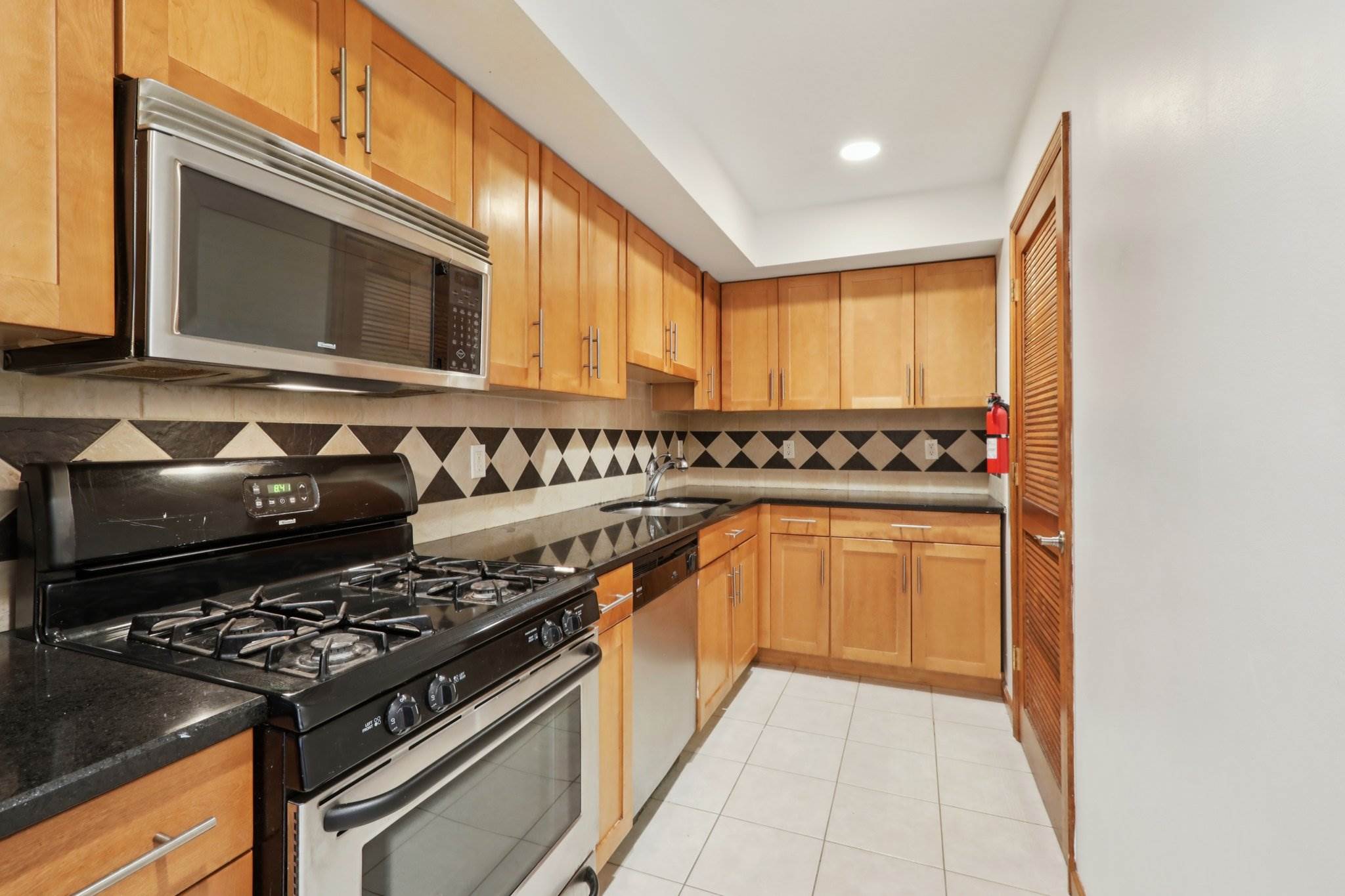 112 63RD St, West New York, NJ 07093