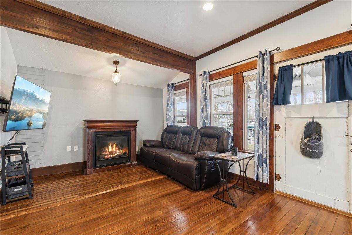 484 1st Avenue, Kalispell, MT 59901