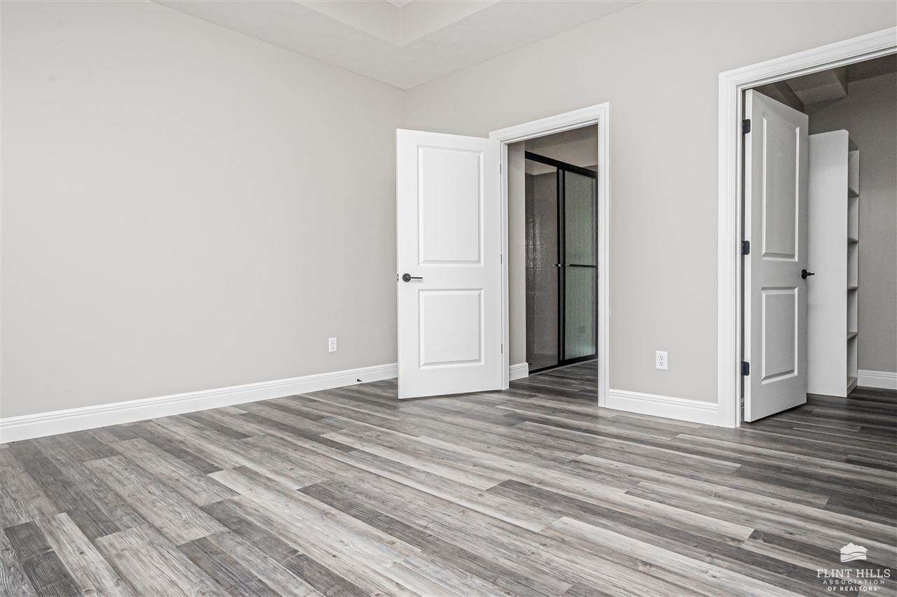 1806 Broadfoot Drive, Abilene, KS 67410