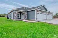 1806 Broadfoot Drive, Abilene, KS 67410
