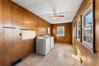 2121 15th ST A, Moline, IL 61265