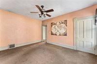 2121 15th ST A, Moline, IL 61265