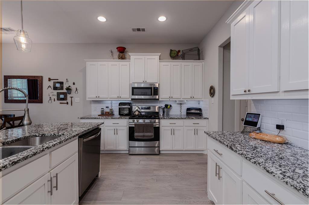 4822 Empire Way, Irving, TX 75038