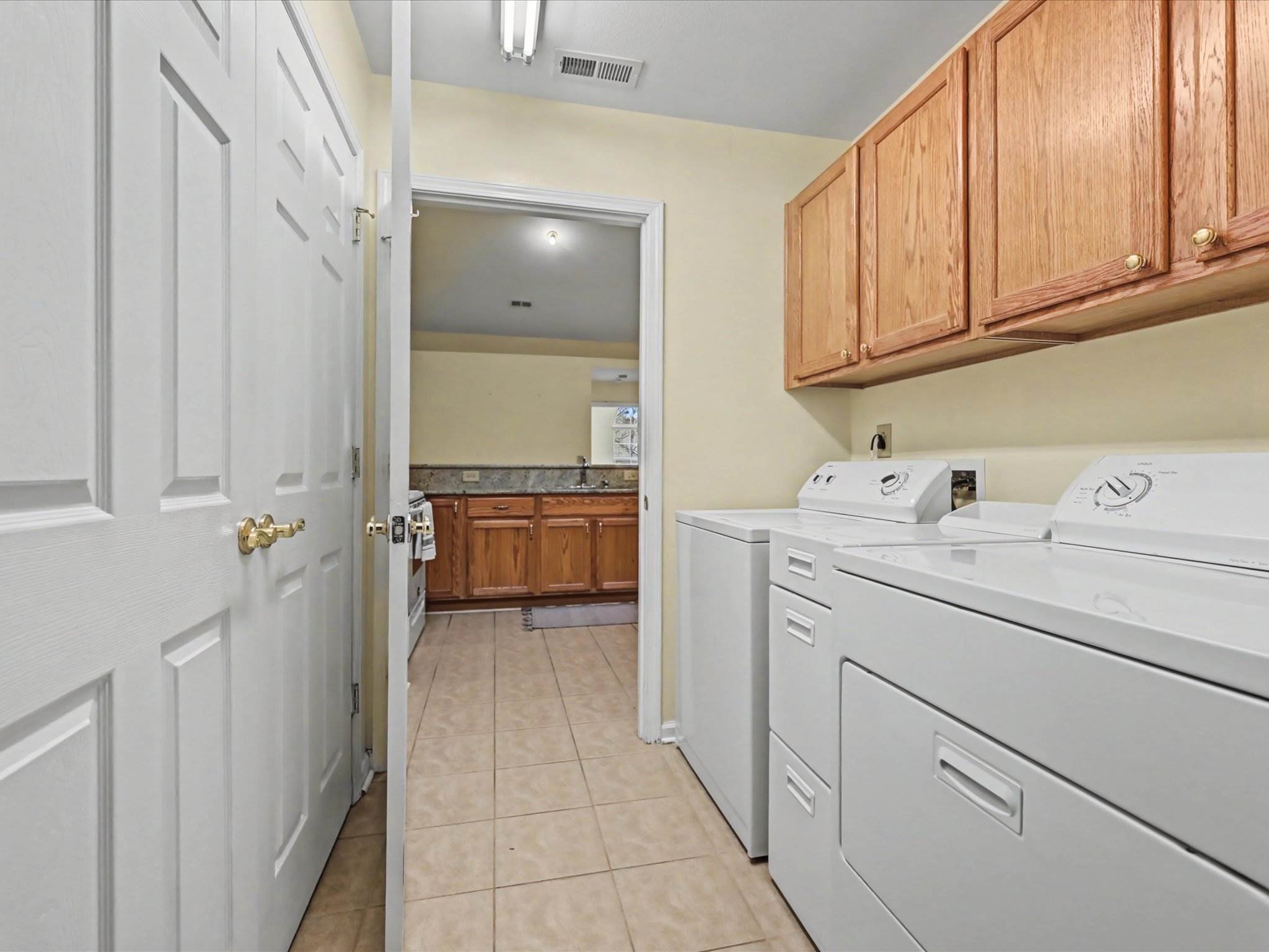 2804 Polo Club Blvd, Matthews, NC 28105