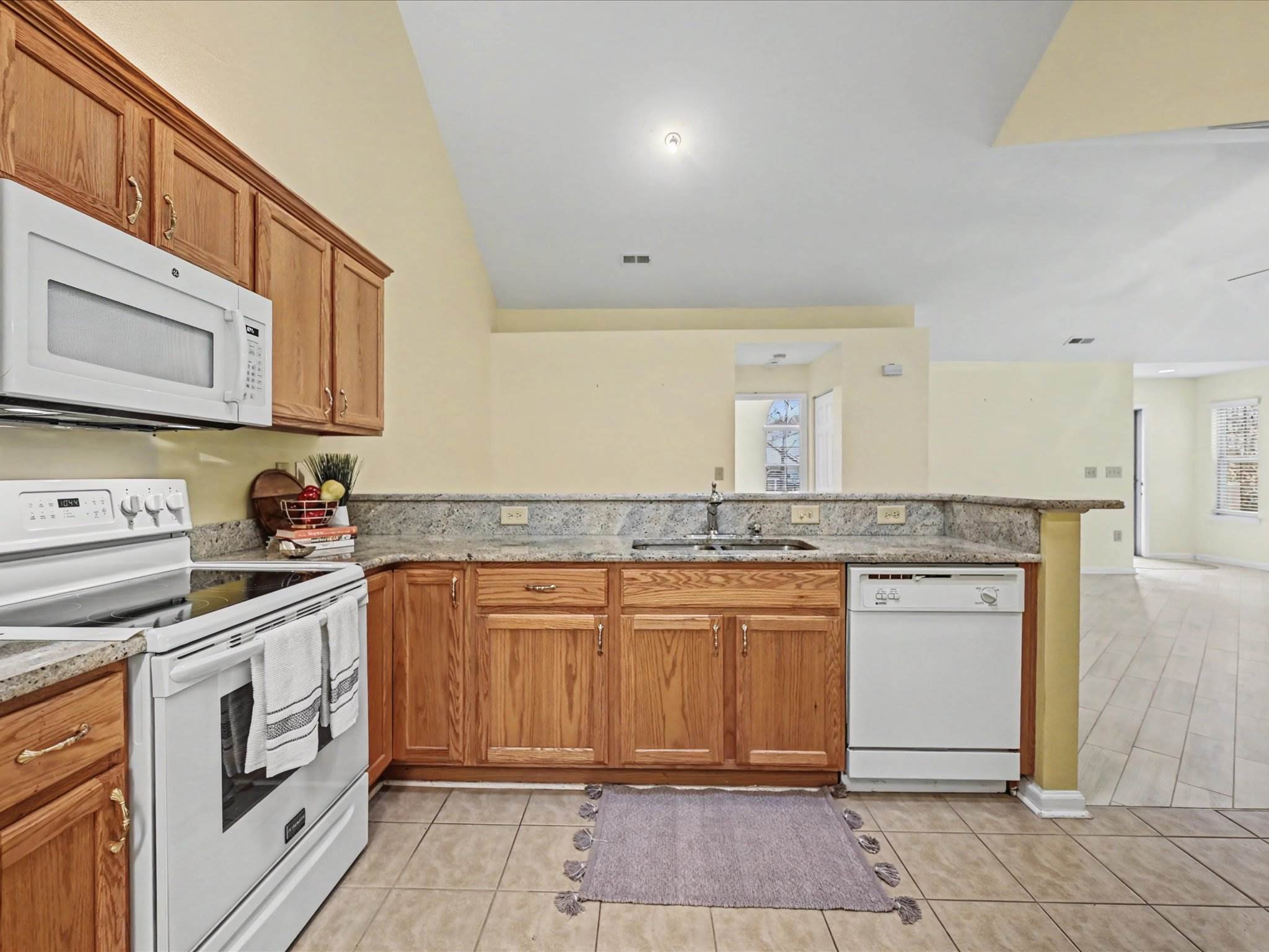 2804 Polo Club Blvd, Matthews, NC 28105