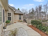 2804 Polo Club Blvd, Matthews, NC 28105