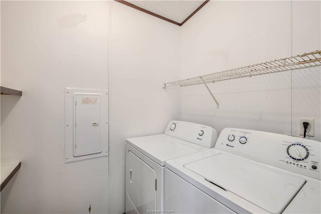 10487 That Way Drive, Bryan, TX 77807