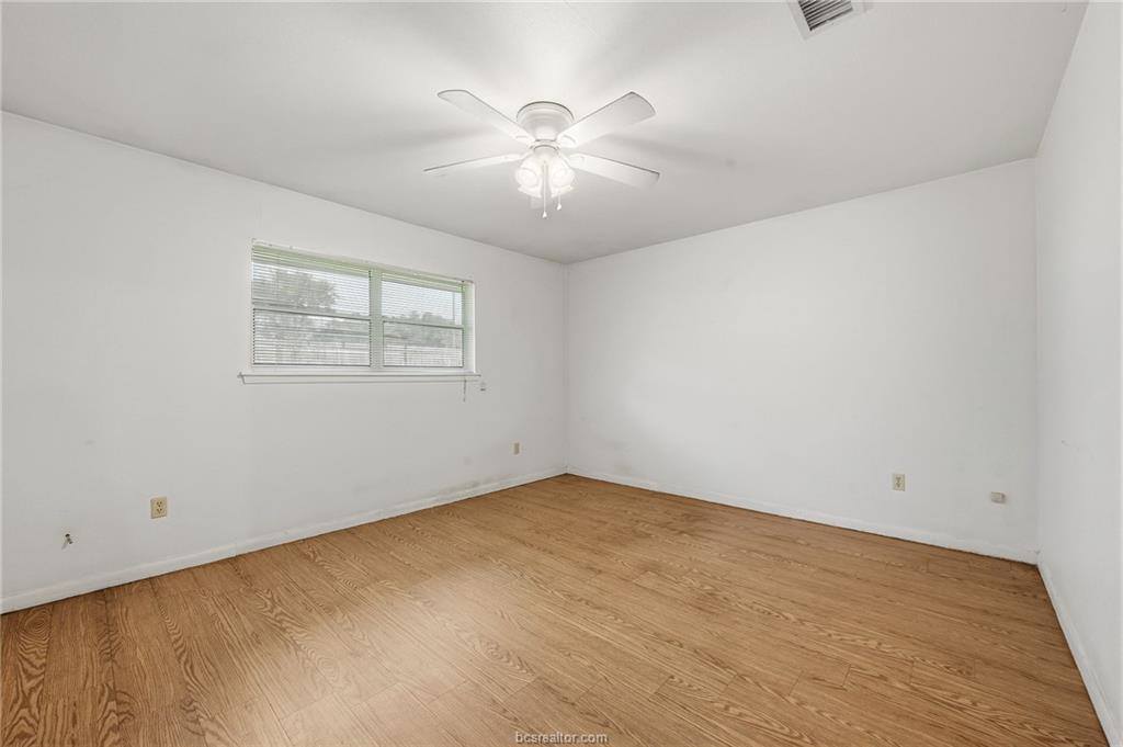 1511 Barak Lane, Bryan, TX 77802