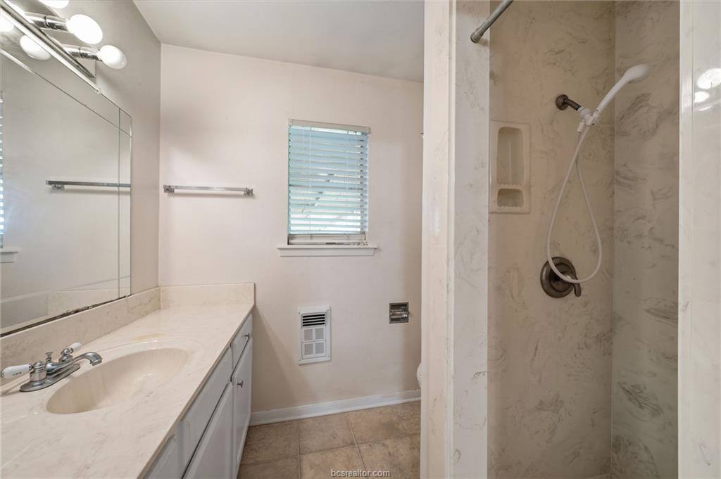 1511 Barak Lane, Bryan, TX 77802