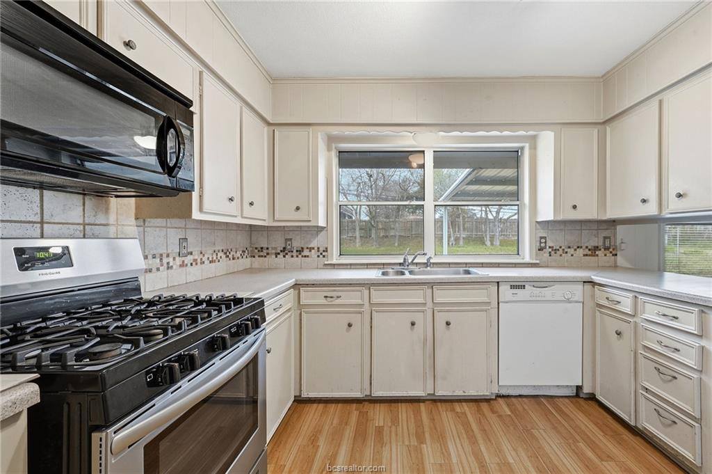 1511 Barak Lane, Bryan, TX 77802