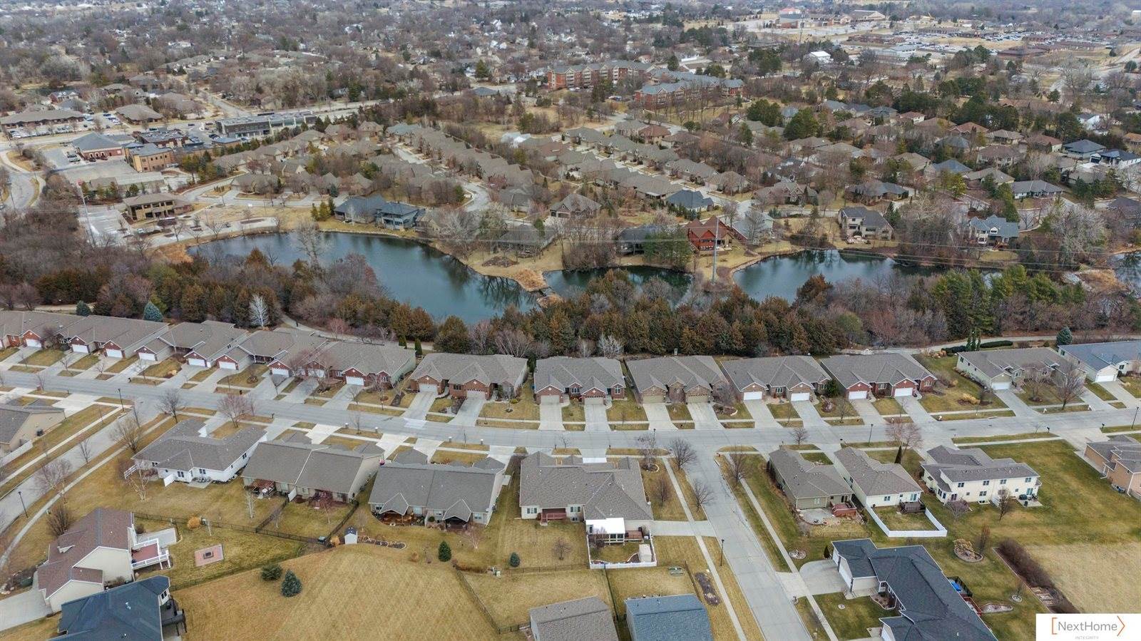 7683 Phares Drive, Lincoln, NE 68516