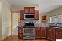 7683 Phares Drive, Lincoln, NE 68516