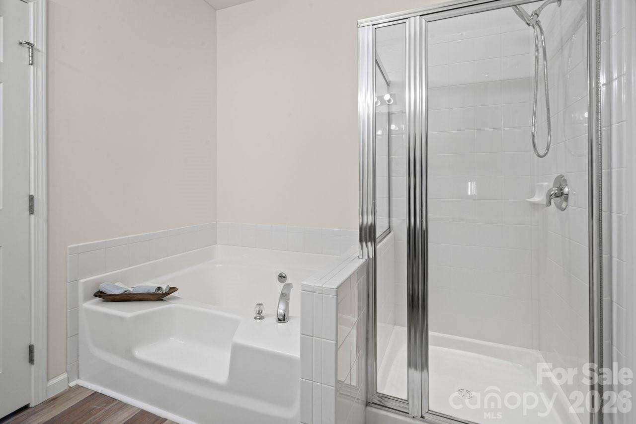 152 Cypress Landing Drive, Mooresville, NC 28117