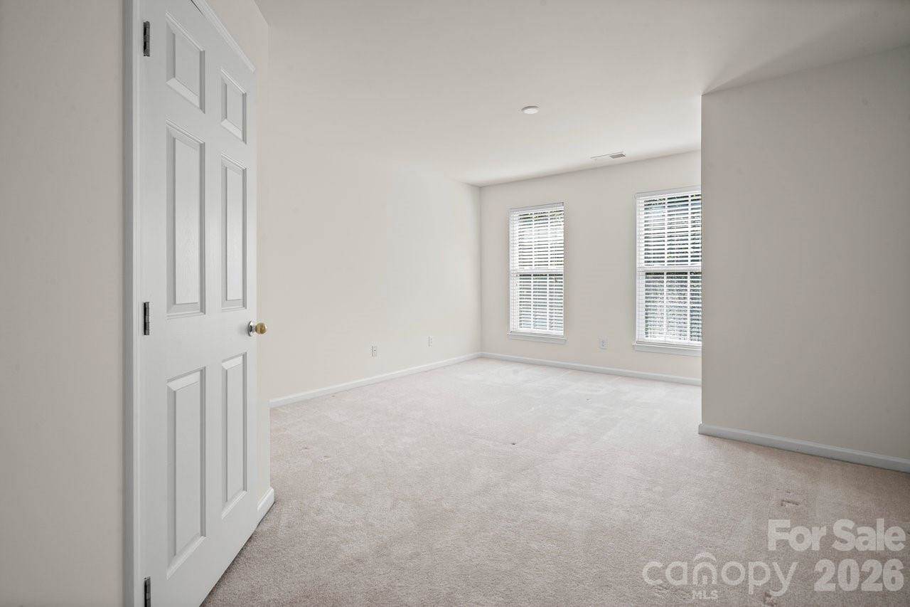 152 Cypress Landing Drive, Mooresville, NC 28117