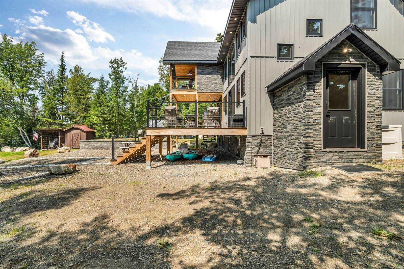 39 Pratt Lane, Danforth, ME 04424