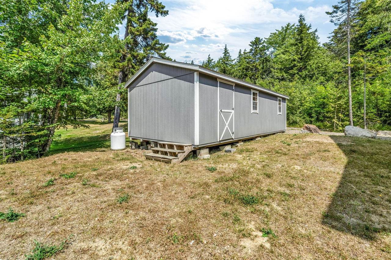 39 Pratt Lane, Danforth, ME 04424