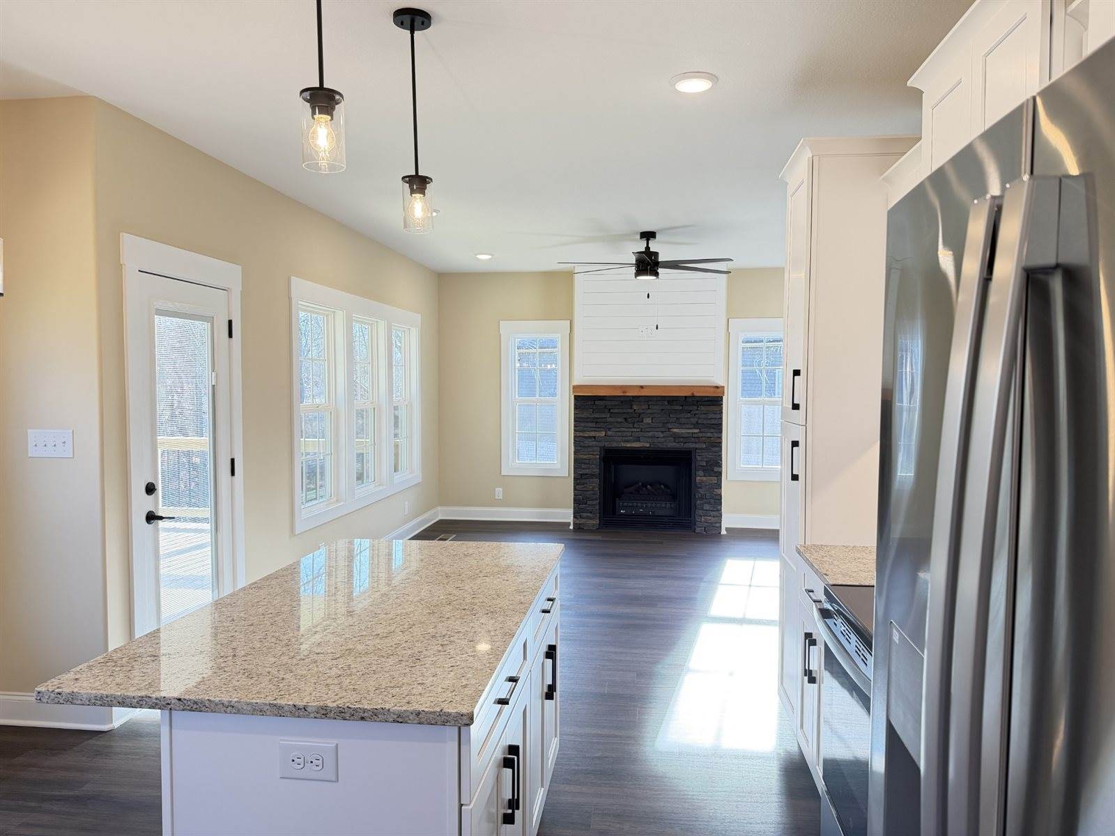 128 Hummingbird Way, Clarksville, TN 37043