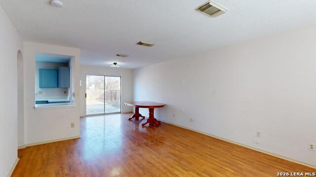 10127 Sunset Pl, San Antonio, TX 78245