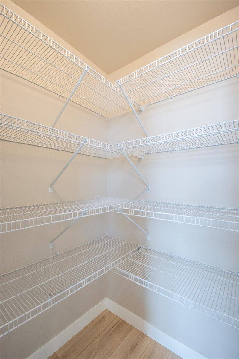 6590 68th Street South, Horace, ND 58047