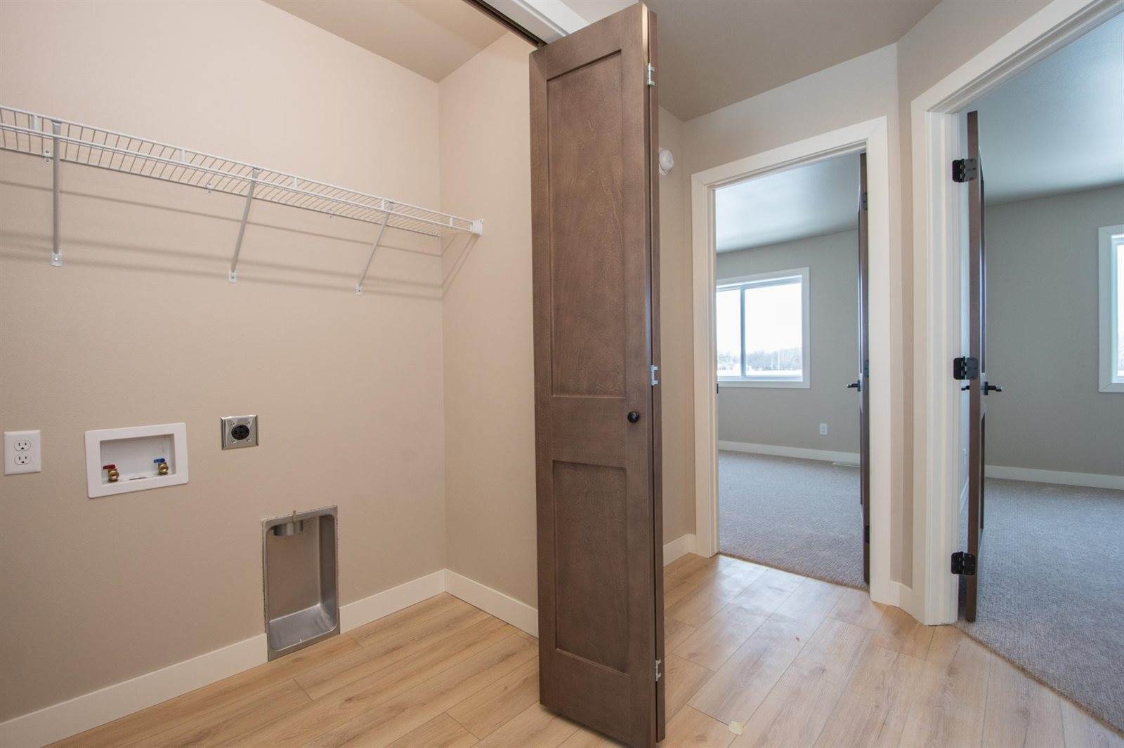 6590 68th Street South, Horace, ND 58047